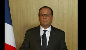 Hollande salue le prix Nobel de la paix décerné au quartet de dialogue national tunisien