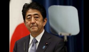 Shinzo Abe exprime sa douleur mais ne s'excuse pas pour les actions du Japon pendant la guerre.