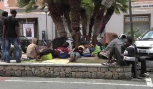A Vintimille, les migrants attendent que la police baisse la garde pour passer en France