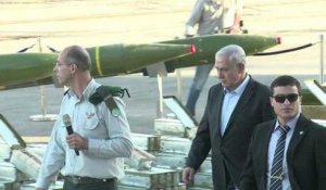 Netanyahou présente des armes envoyées selon lui par l'Iran vers Gaza