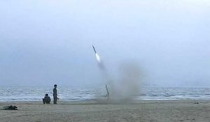 Tirs de roquettes en Corée du Nord