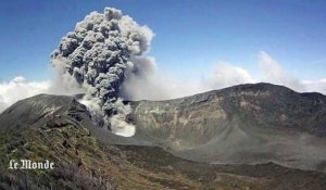 L'eruption du volcan Turrialba au Costa Rica