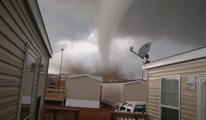 Face-à-face avec une tornade géante dans le Dakota du Nord
