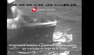 Les images du ferry en flammes au large de la Grèce