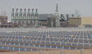 Shams 1, la plus grande centrale solaire du monde