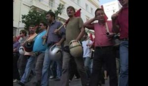 40 000 manifestants dans les rues d'Athènes