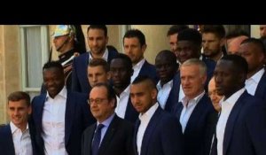 Euro-2016: les Bleus accueillis à l'Élysée par F. Hollande