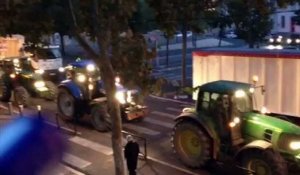 Arles : les agriculteurs fixent un ultimatum au sous-préfet