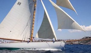 Marseille : les vieux voiliers subliment la rade