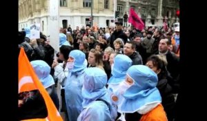 Les salariés de l'usine LFoundry manifestent à Marseille