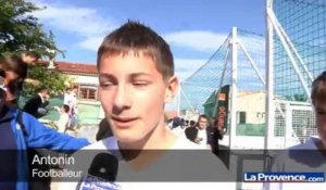 Zizou à Marseille : toujours un "dieu de foot" pour les enfants