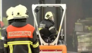 Important incendie dans un entrepôt Veritas à Kontich