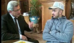 Bernard Clerfayt et le rappeur Saad enterrent la hache de guerre