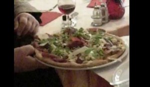 La fille qui voulait grossir: on lui a concocté une pizza à 2500 calories!