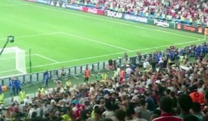 Angleterre-Russie : incidents dans le virage Sud à la fin du match
