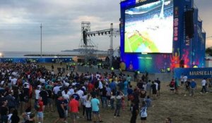 Euro 2016 : la Marseillaise vue de la Fan Zone