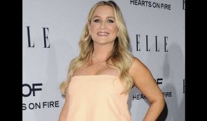 Exclu Vidéo : 6e diner annuel des femmes de la télévision : Jessica Capshaw (Grey's Anatomy) affiche son baby bump