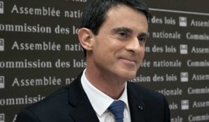 Réforme constitutionnelle : Valls gomme la "référence à la binationalité"