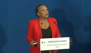 Taubira part sur un "désaccord politique majeur"