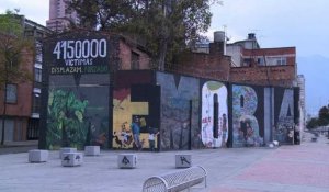 Colombie: l'espoir de paix peint sur les murs de Bogota