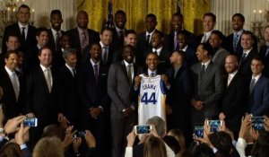 Obama reçoit les champions de NBA les Golden State Warriors