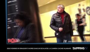 Deux hommes en draguent d'autres dans un escalator, la caméra cachée hilarante (vidéo)