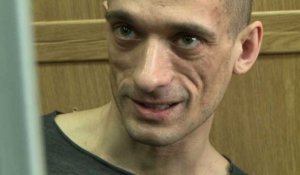 Moscou: ouverture du procès de l'artiste Piotr Pavlenski