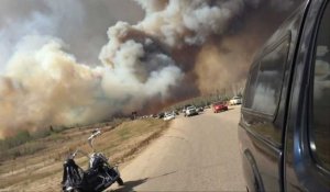 Canada: des milliers d'habitants fuient les incendies