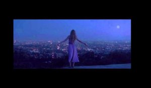 ‎The Neon Demon‬ : Official Movie Trailer