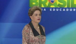 Rousseff évoque une atteinte à la "stabilité politique" si elle est destituée