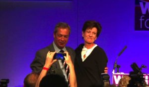GB: Son rêve de Brexit accompli, Farage passe la main à l'Ukip