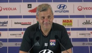 Ligue 1 - Olympique Lyonnais: Bruno Génésio sur Rachid Ghezzal