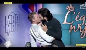 Mad Mag : Benoît Dubois embrasse langoureusement un candidat à l'élection de Mister NRJ12 (vidéo)