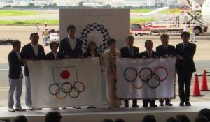Le drapeau olympique de retour à Tokyo après un demi-siècle