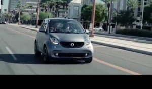 2016 smart electric drive Testing Driving Video in the City Trailer | AutoMotoTV