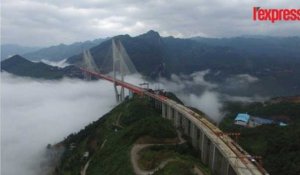 La Chine construit le pont le plus élevé du monde