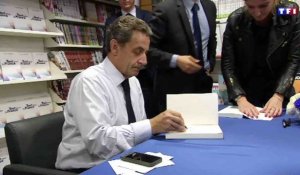 Nicolas Sarkozy : "Ici c'est la France, c'est pas le Gabon !" - ZAPPING ACTU DU 22/09/2016