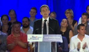 Sarkozy candidat: "une décision lourde"