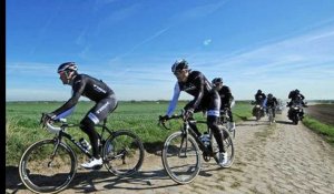 Les équipes reconnaissent le parcours de Paris Roubaix 2014 (+ ITW de Dirk Demol - Trek)