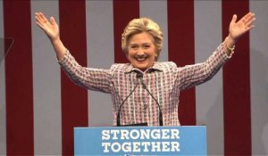 Hillary Clinton en Floride pour asseoir son avance