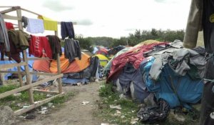 Calais: la "jungle" des migrants se prépare pour l'hiver