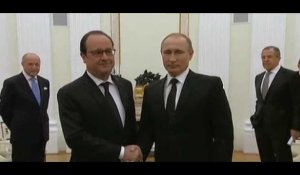La rencontre entre Hollande et Poutine, en 42 secondes