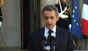 Sarkozy réclame une "inflexion" de la politique étrangère