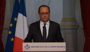 Série d'attaques à Paris: Hollande décrète l'état d'urgence
