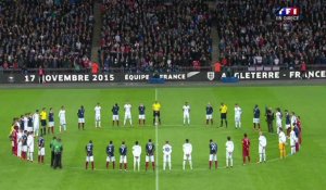 Minute de silence avant le match Angleterre-France à Wembley