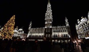 La Grand-Place de Bruxelles dans le noir