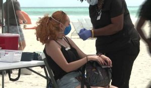 Covid-19: les touristes latino-américains affluent à Miami pour se faire vacciner