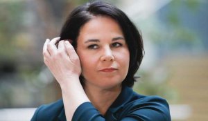 Annalena Baerbock dans les starting blocks : qui est la candidate des Verts aux législatives ?