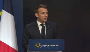 Avignon: Macron apporte son "soutien sans faille à toutes nos forces de sécurité intérieure"