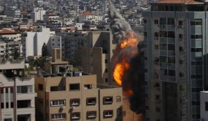 Nouvelle nuit de pilonnage de Gaza par Israël, après un dimanche sanglant
